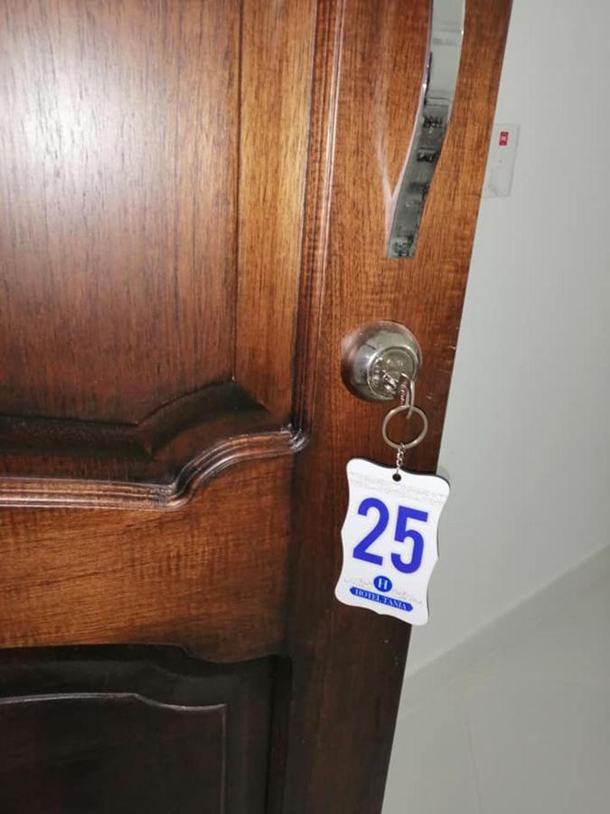 Hotel Tania Caucasia Dış mekan fotoğraf